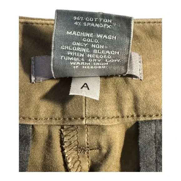 Ann Taylor Women's Chino Shorts Size 4 Beige Casual 5-Pocket Design - Picture 4 of 5